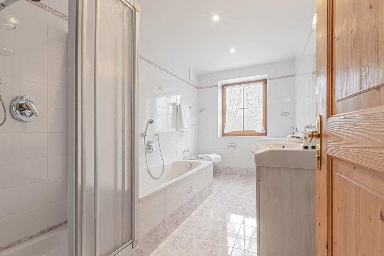 Apartment Dolomites Nest Сан Мартино ин Бадия Екстериор снимка